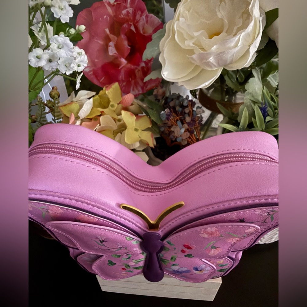 🆕🦋 BATH & BODY WORKS LIMITED EDITION BUTTERFLY CROSSBODY BAG. NEW WTAGS! - Picture 10 of 12